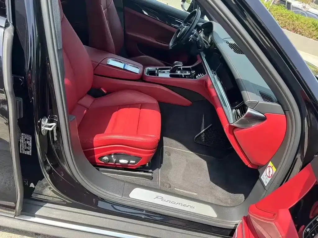 Mercedes-Benz AMG GT — фото 2