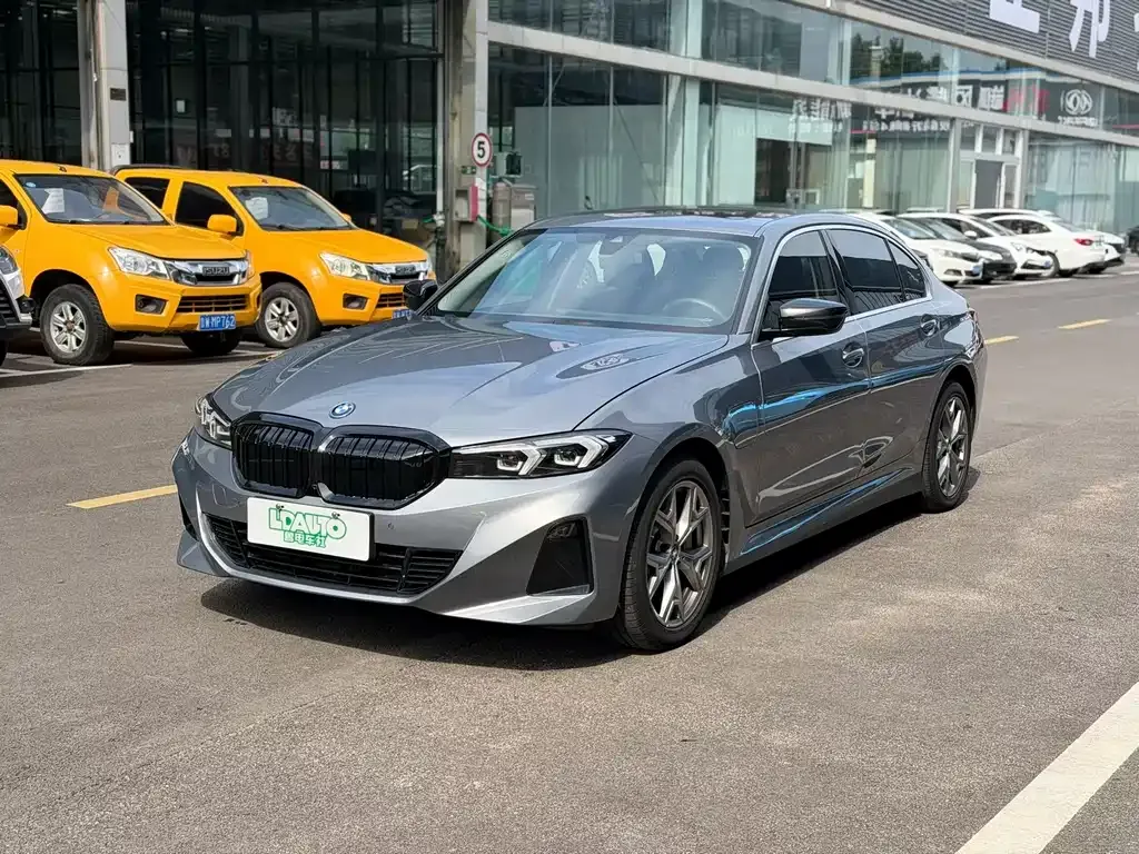 BMW i3 — фото 1