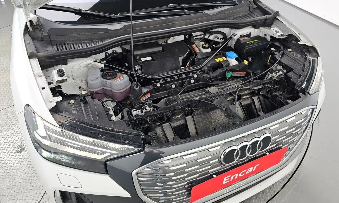 Audi Q4 e-tron 2023 из KR, фото 9