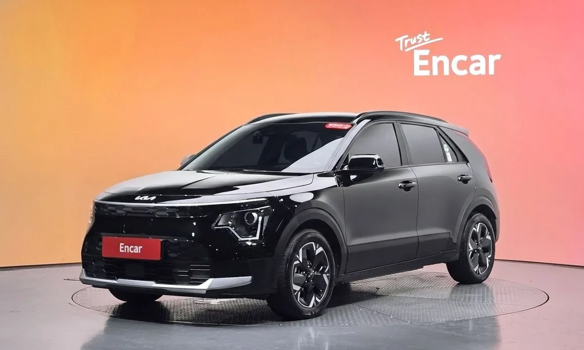 Kia Niro — фото 1
