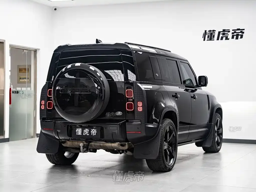 Land Rover Defender — фото 4