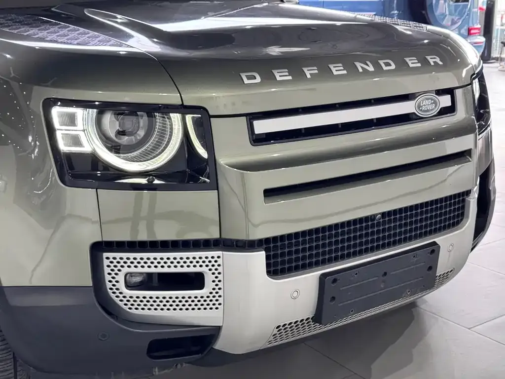 Land Rover Defender — фото 3