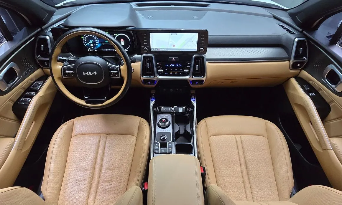 Kia Sorento — фото 8