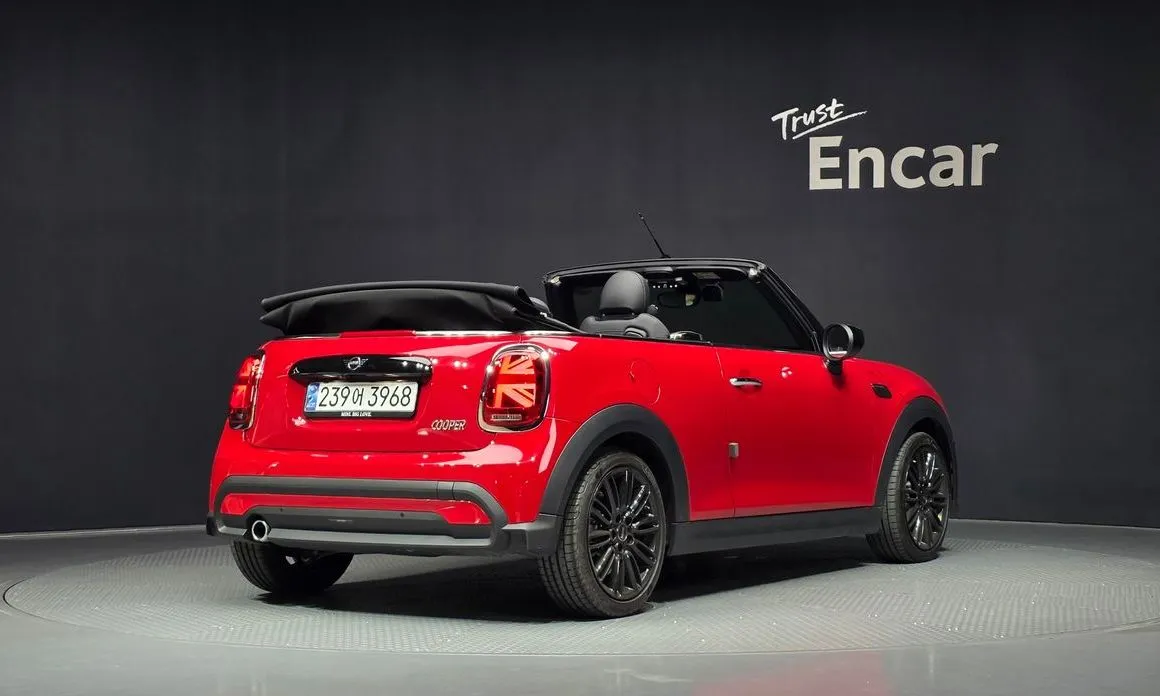 Mini Cooper Convertible 2024 из KR, фото 4
