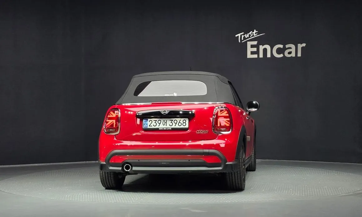 Mini Cooper Convertible 2024 из KR, фото 3