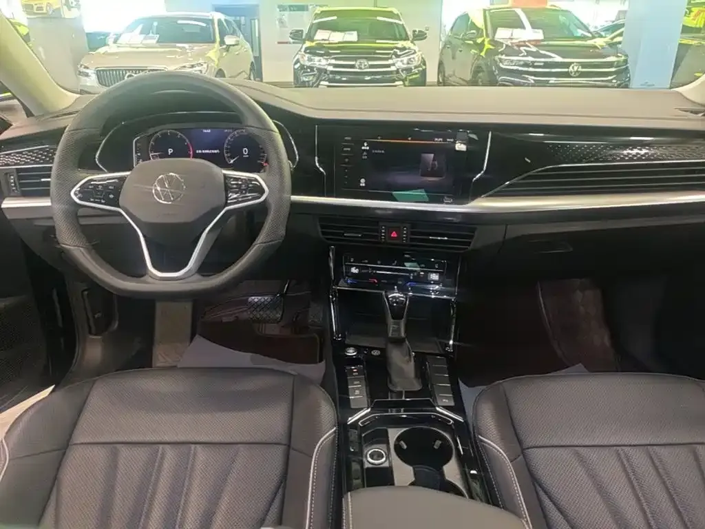 Volkswagen Passat — фото 8