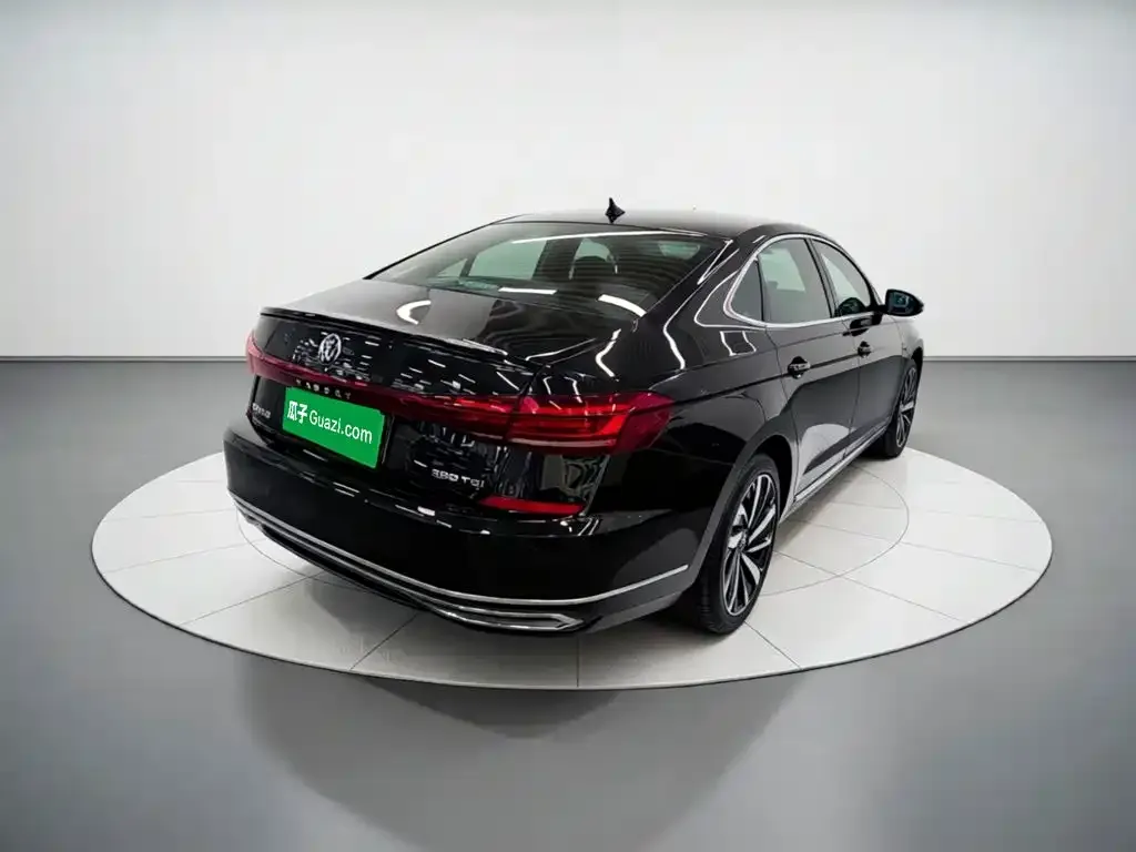 Volkswagen Passat — фото 3
