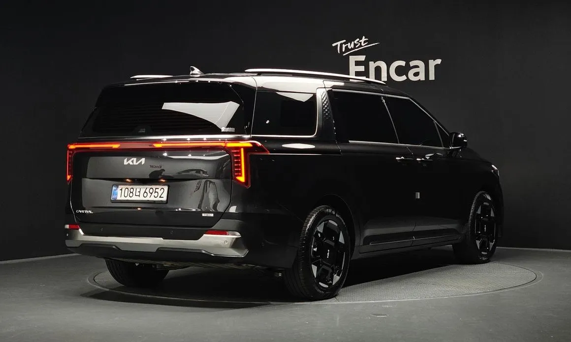 Kia Carnival — фото 2