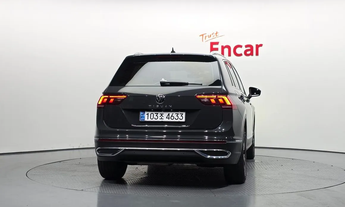 Volkswagen Tiguan — фото 5