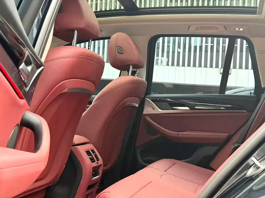 BMW X3 2024 из CN, фото 8