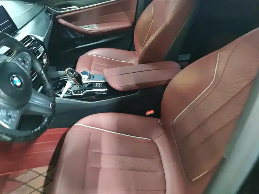 BMW 5 Series — фото 10