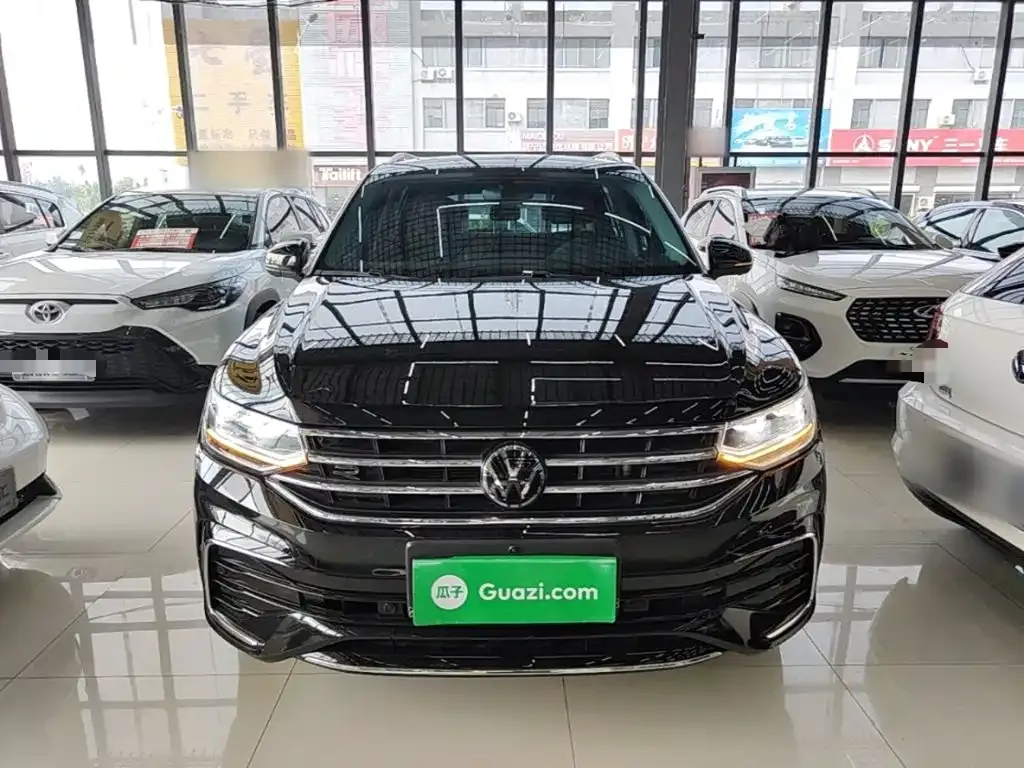 Volkswagen Tiguan L — фото 5