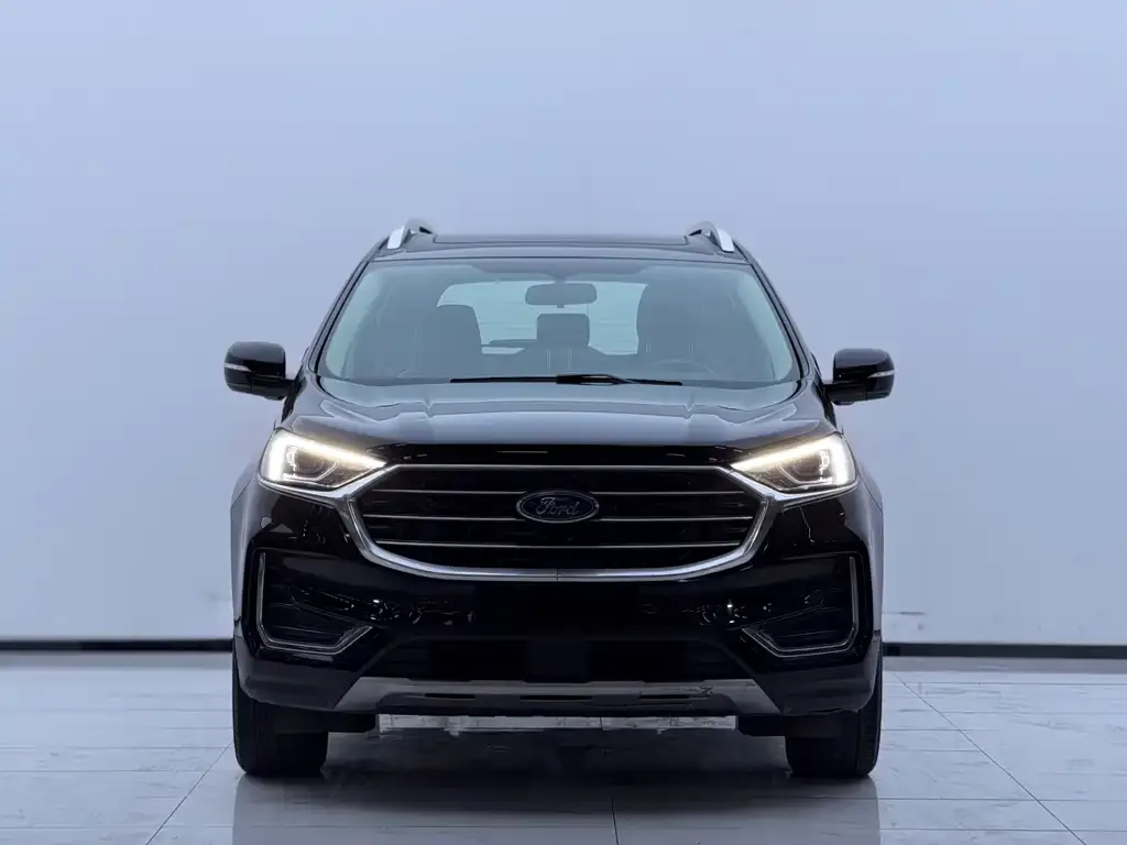 Ford Edge — фото 4