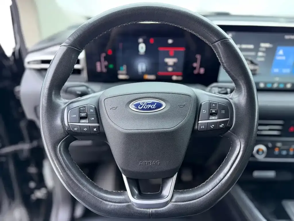 Ford Edge — фото 7