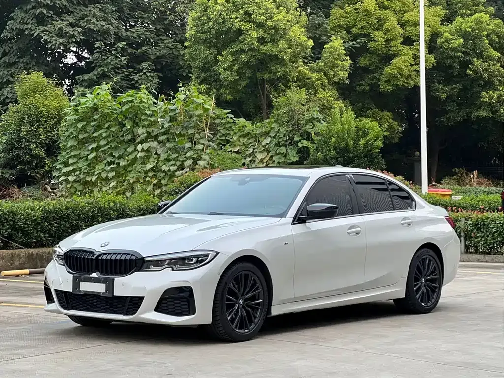 BMW 3 Series — фото 1