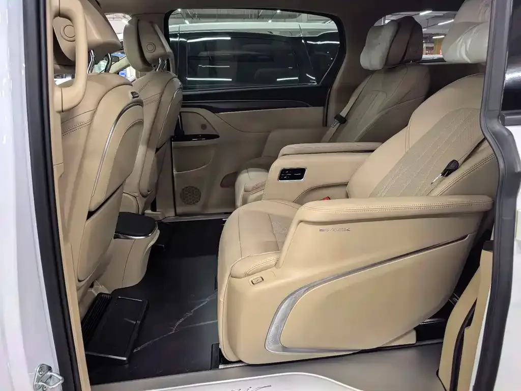 Buick GL8 Hybrid — фото 7
