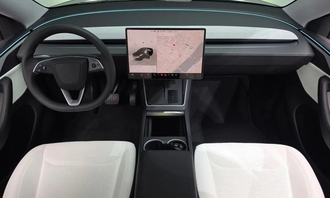 Tesla Model Y — фото 7