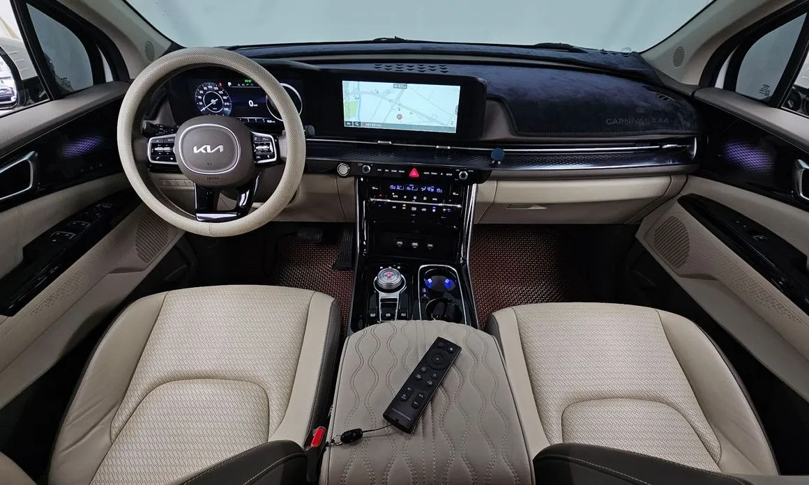 Kia Carnival — фото 10