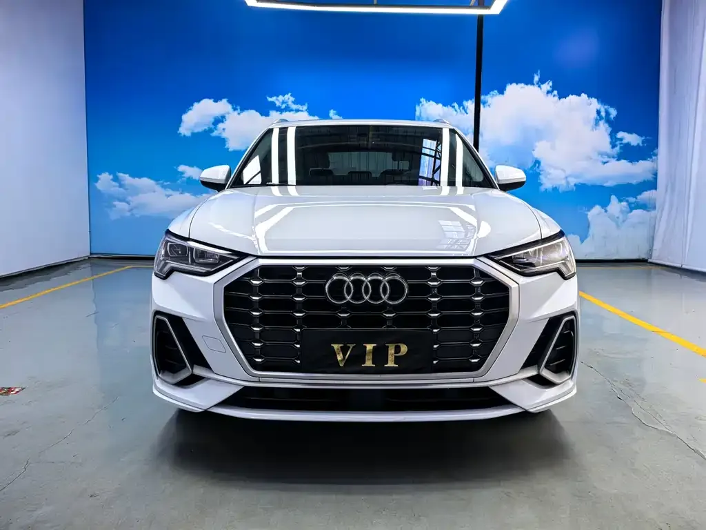 Audi Q3 — фото 5
