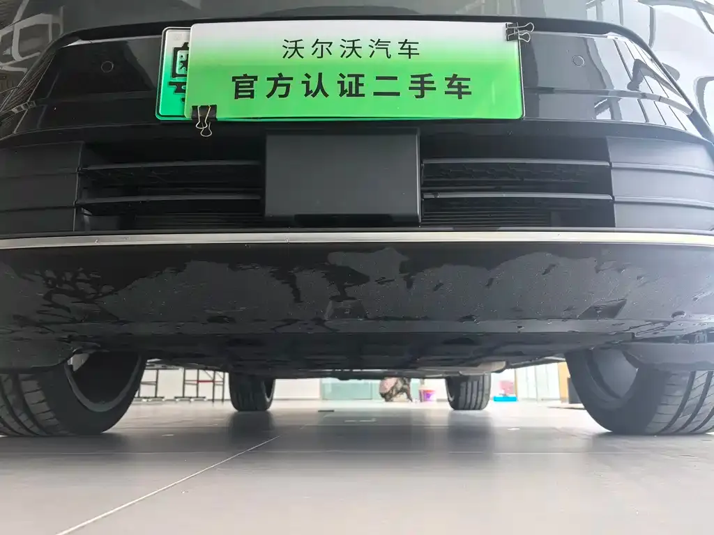 Volvo XC70 Plug-in Hybrid 2025 из CN, фото 3