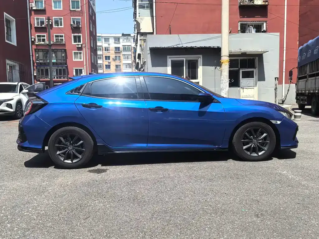 Honda Civic — фото 7