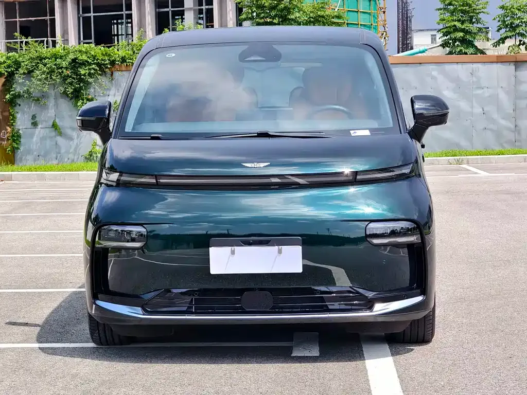 Geely Yizhen L380 2025 из CN, фото 8