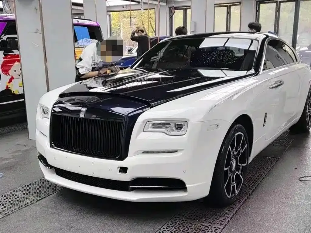 Rolls-Royce Wraith — фото 1