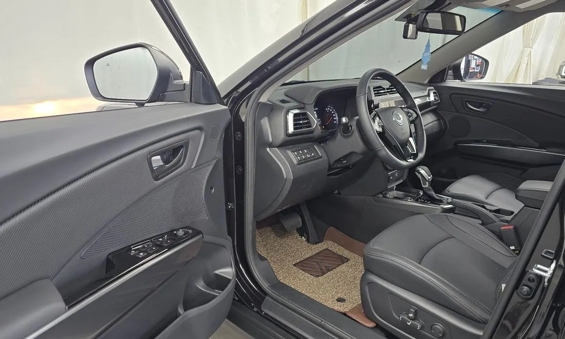 KG Mobility (Ssangyong) TIBOLI 2026 из KR, фото 10