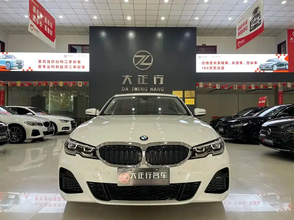 BMW 3 Series 2021 из CN, фото 9