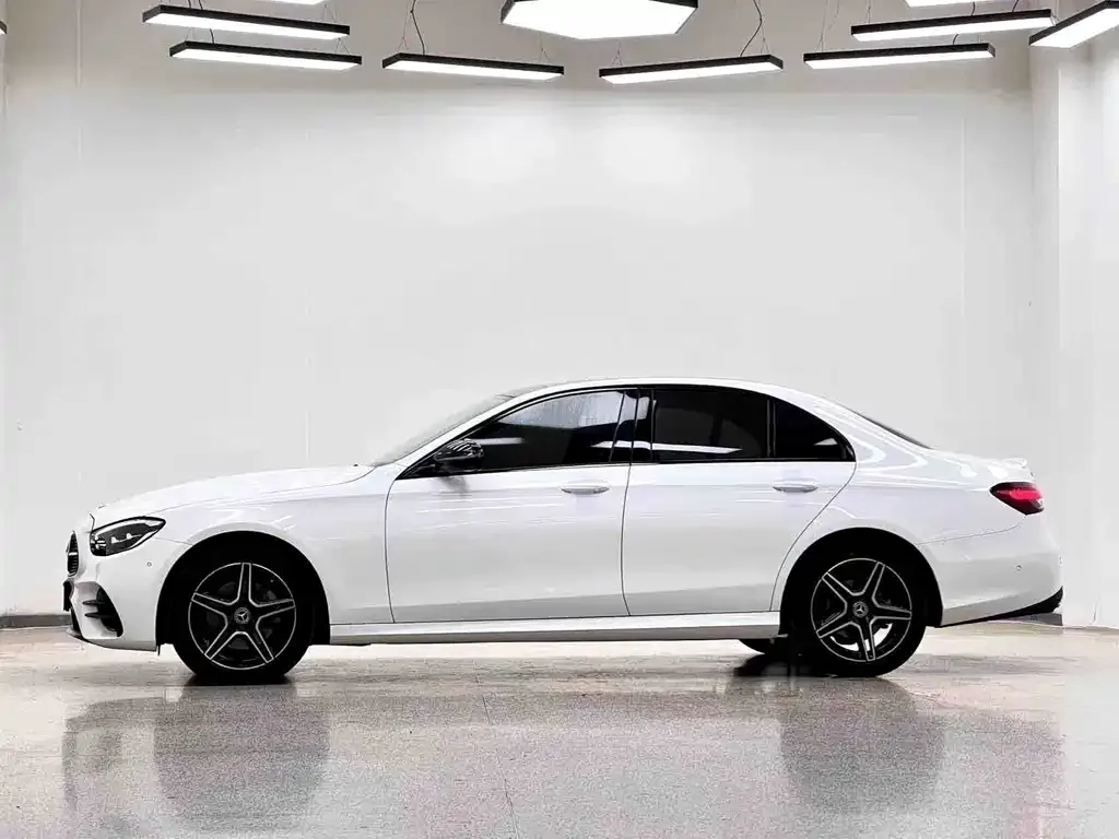 Mercedes-Benz E-Class (Import) — фото 3