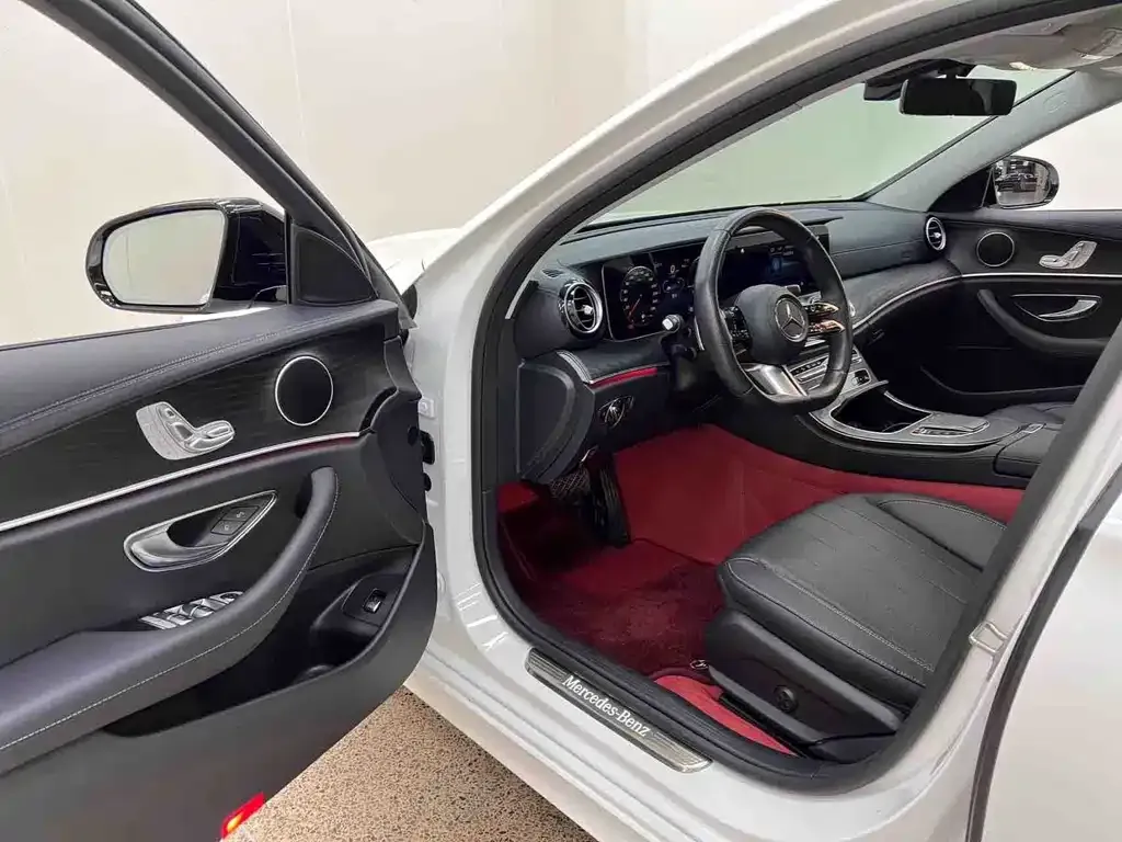 Mercedes-Benz E-Class (Import) — фото 10