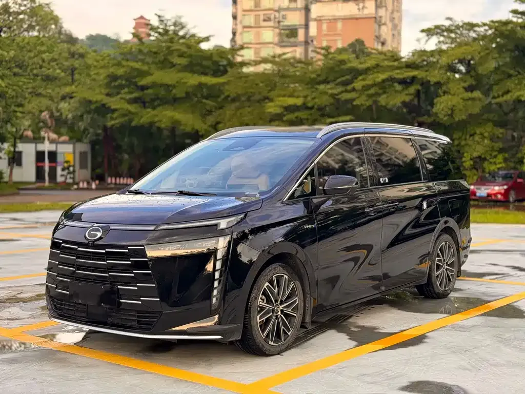 GAC Motor 传祺E8 PHEV — фото 1
