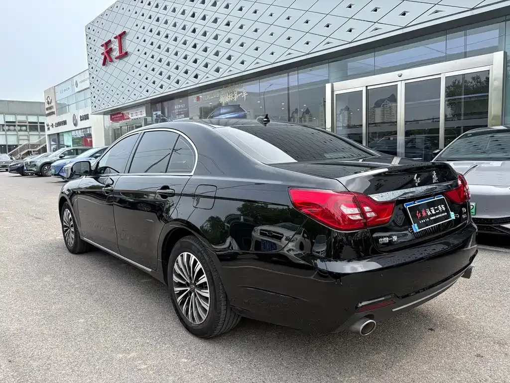 Hongqi H7 — фото 9