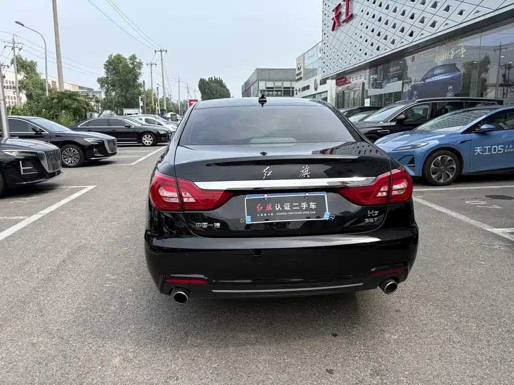 Hongqi H7 — фото 10