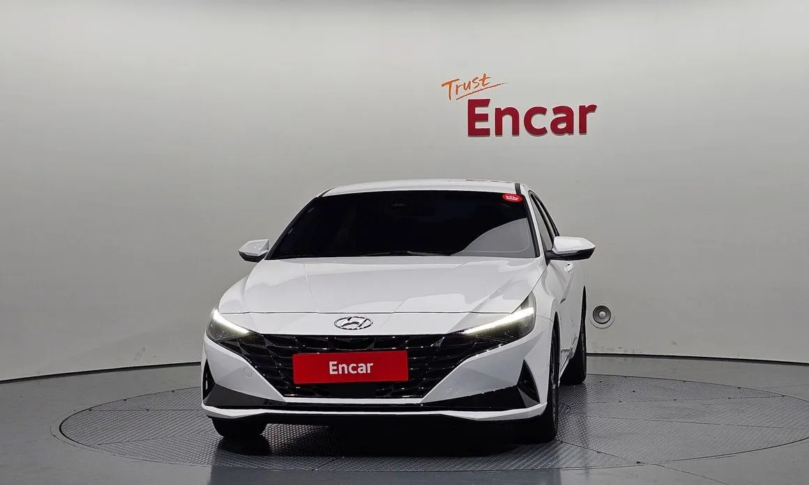 Hyundai AVANTE — фото 3