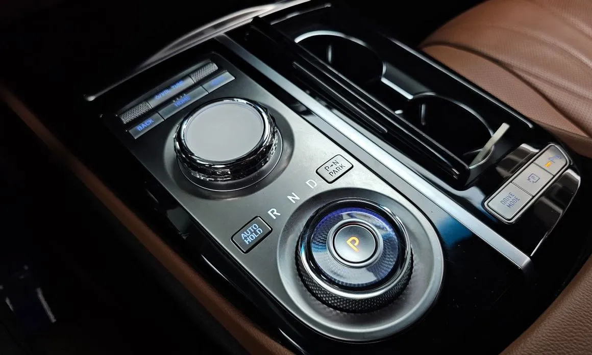 Genesis G80 — фото 9