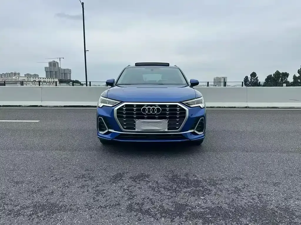 Audi Q3 — фото 7
