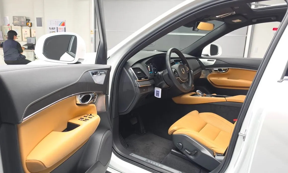 Volvo XC90 2025 из KR, фото 5