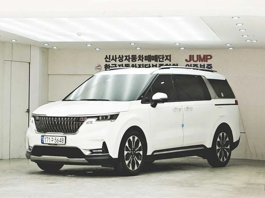 Kia Carnival — фото 1