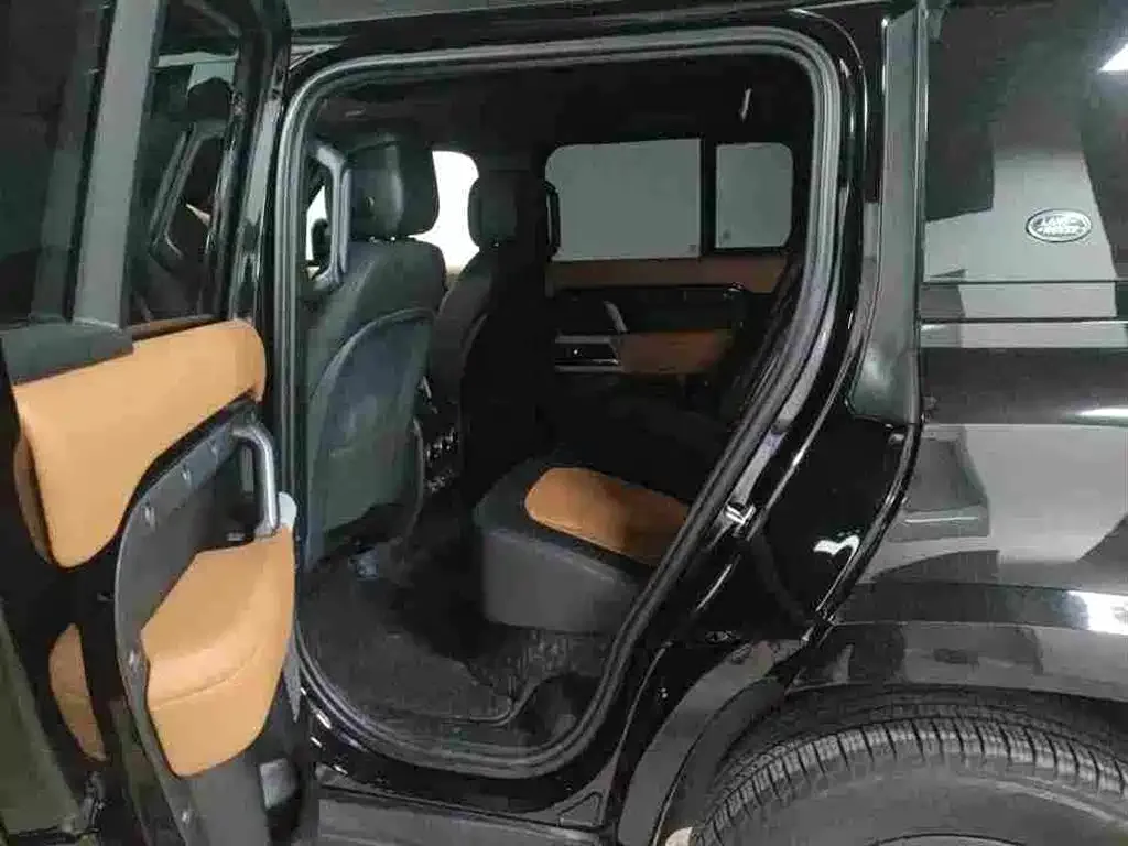 Land Rover Defender — фото 4