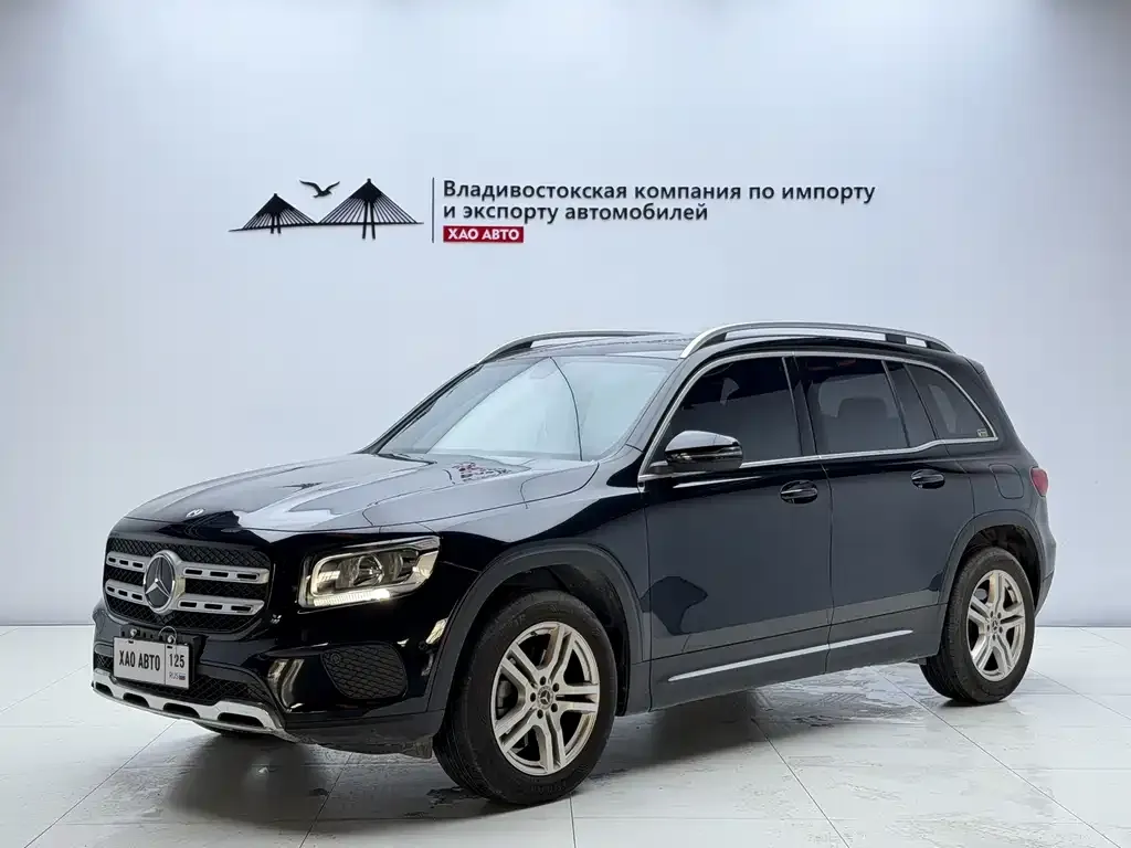 Mercedes-Benz GLB — фото 1