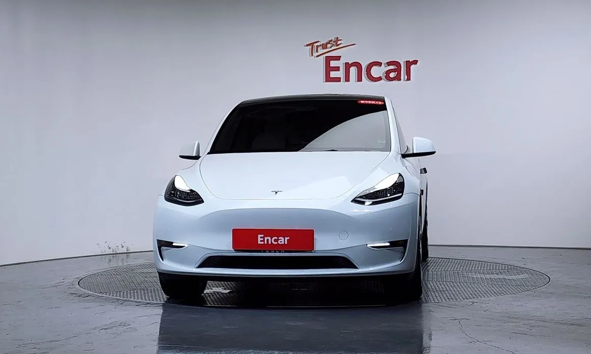Tesla Model Y — фото 5