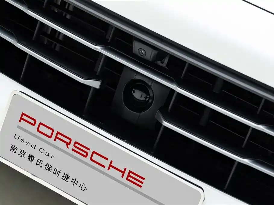 Porsche Cayenne — фото 10