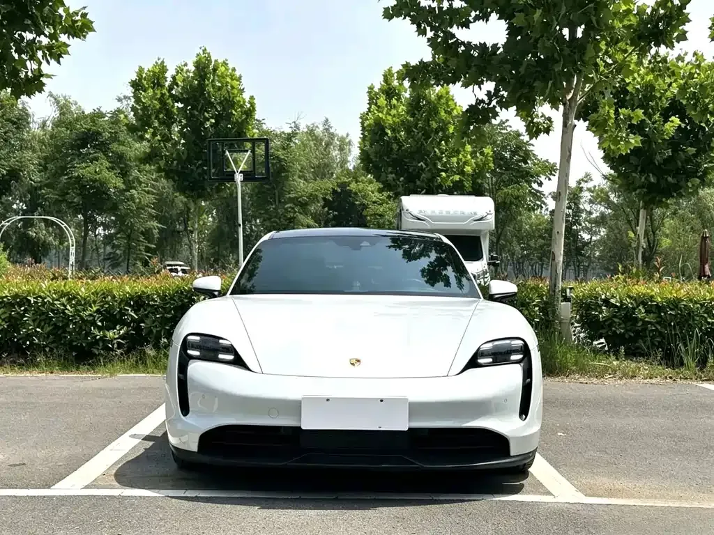 Porsche Taycan 2021 из CN, фото 4
