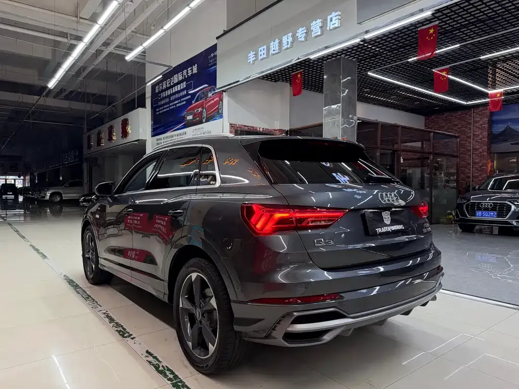 Audi Q3 — фото 5