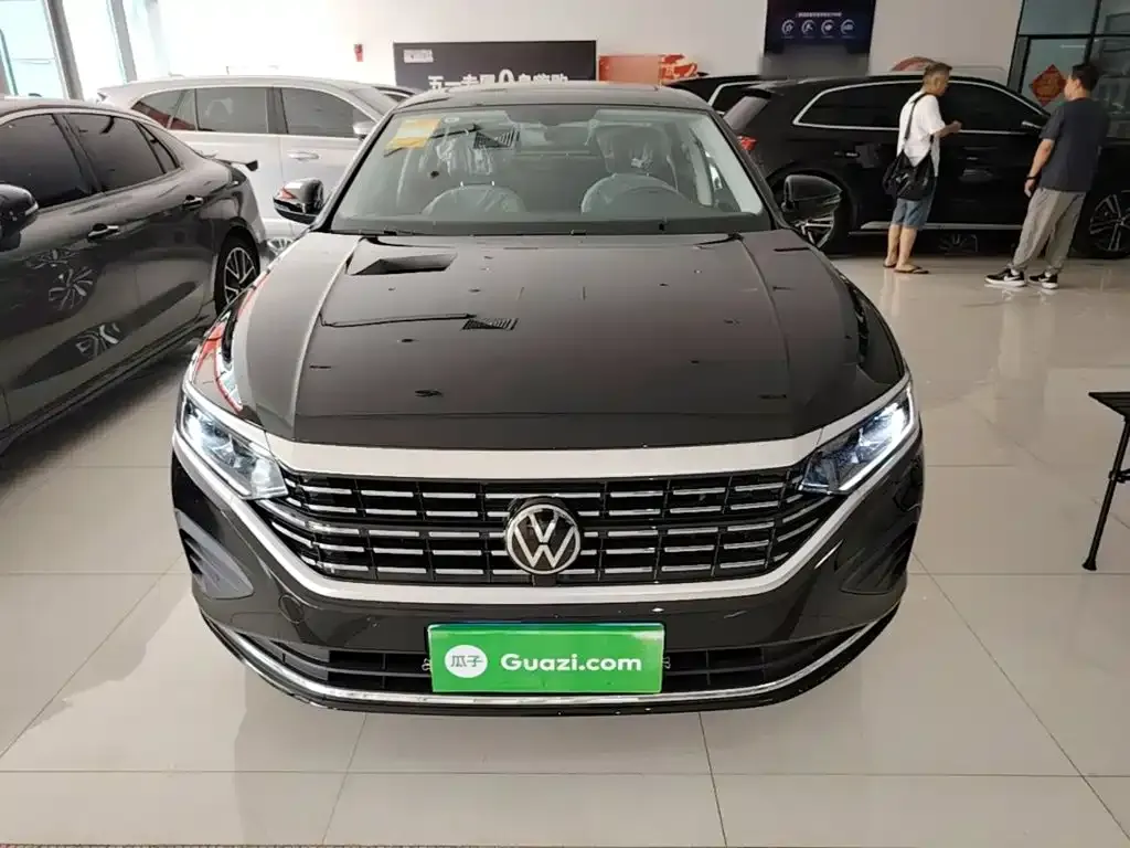 Volkswagen Passat — фото 8