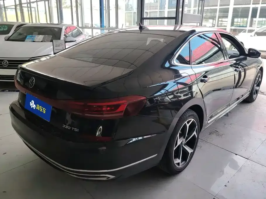 Volkswagen Passat — фото 3