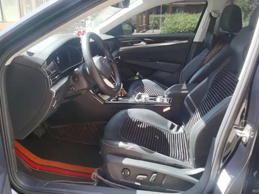Volkswagen Passat — фото 10