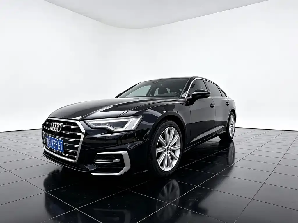 Audi A6L — фото 1