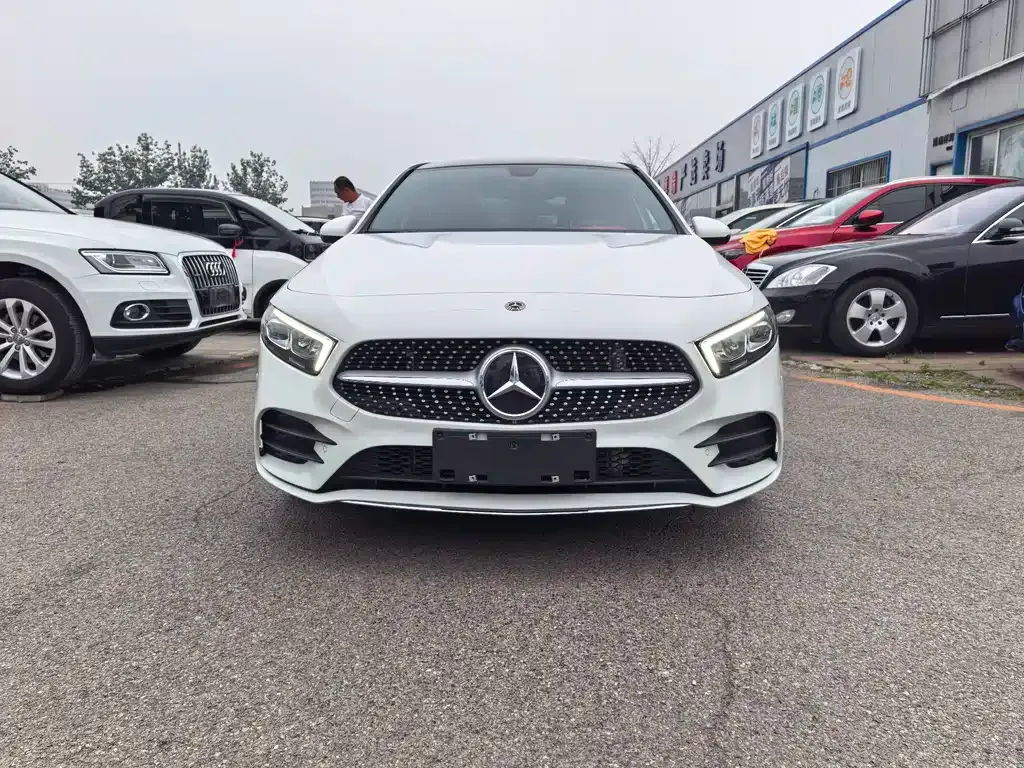 Mercedes-Benz A-Class — фото 10